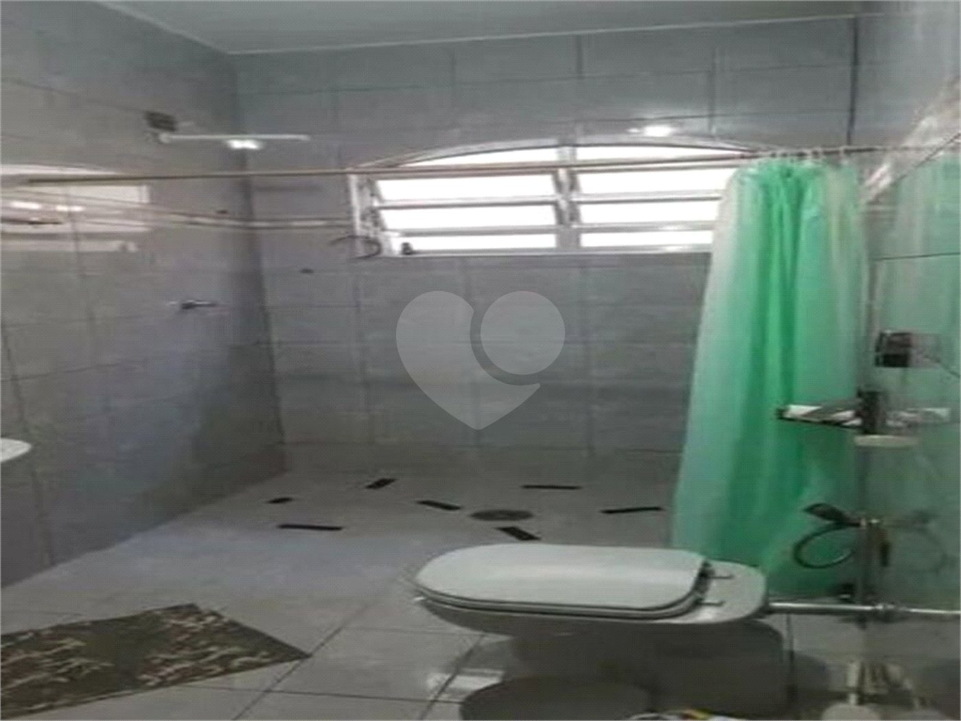 Sobrado à venda com 3 quartos, sendo 1 suíte, em Nova Mairinque, Mairinque, SP