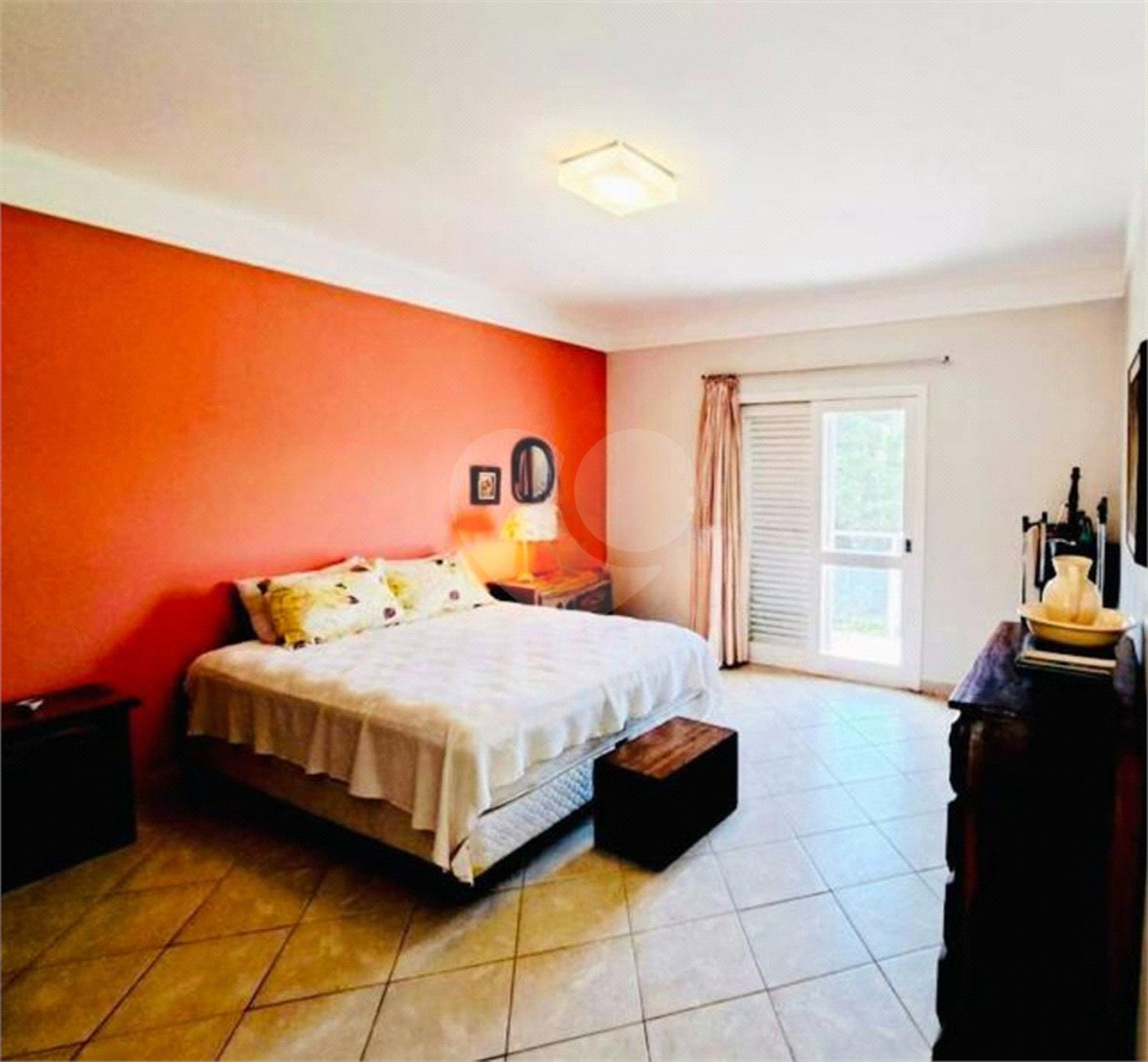 Casa à venda com 3 suítes no condomínio Vale da Santa Fé, Vinhedo - SP