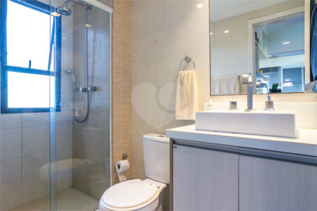 Apartamento à venda com 3 suítes em Granja Julieta, São Paulo, SP