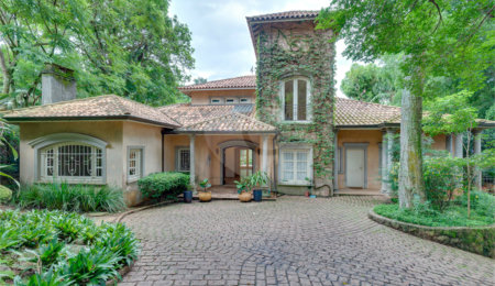 Casa à venda com 4 suítes no condomínio Chácara Flora, São Paulo - SP