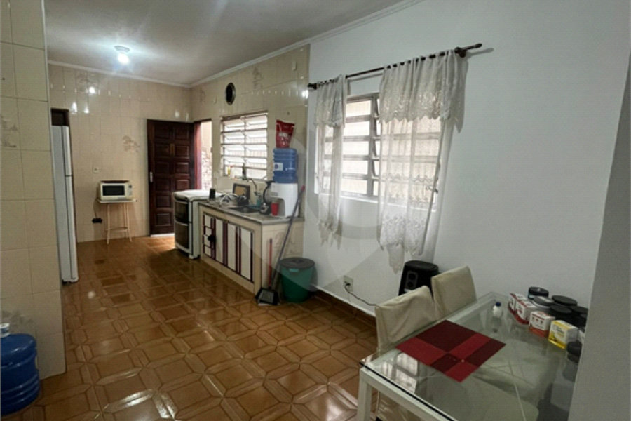Sobrado à venda com 3 quartos em Tremembé, São Paulo, SP