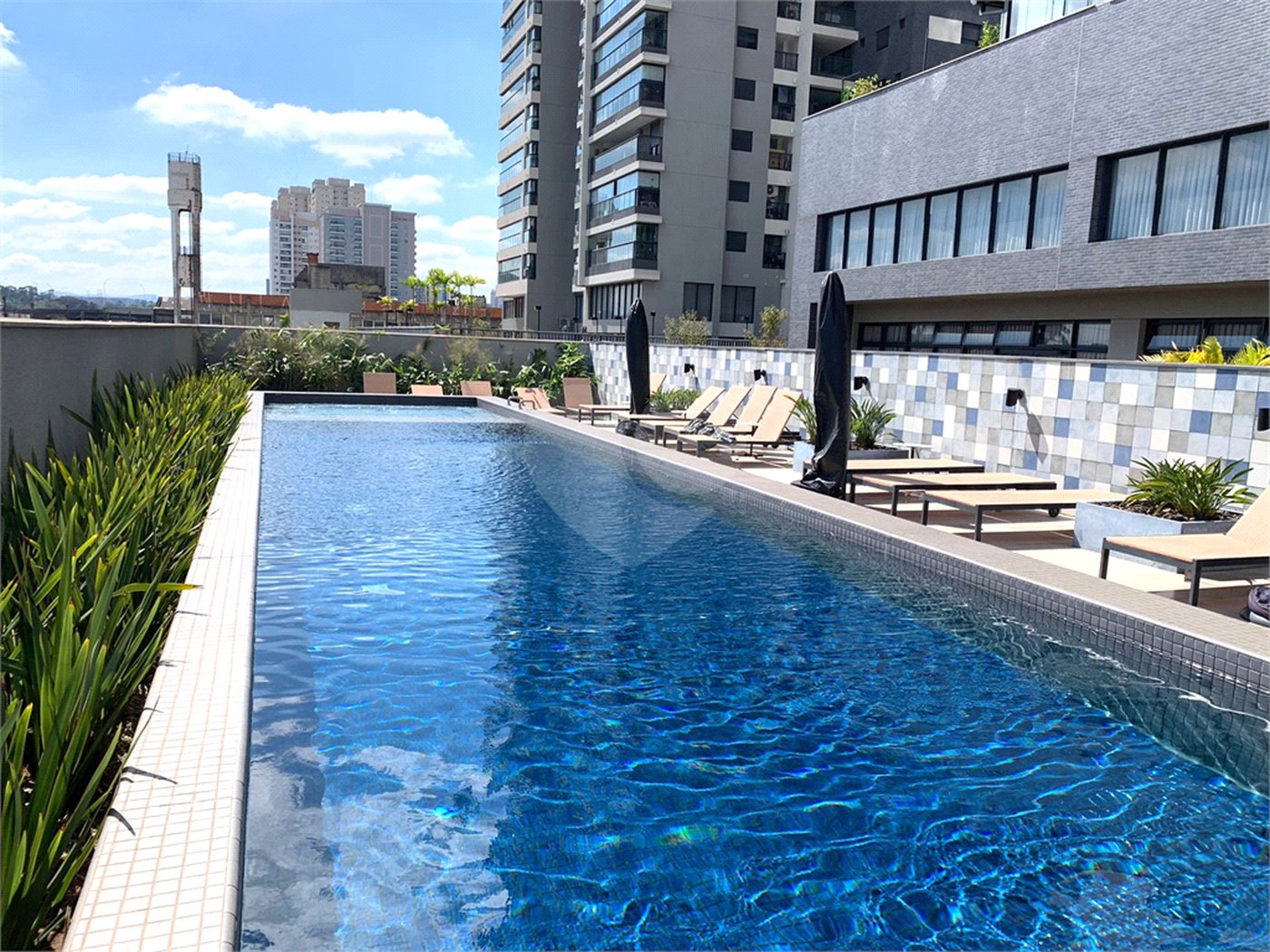 Apartamento à venda ou para alugar com 2 quartos, sendo 1 suíte, em Vila Leopoldina, São Paulo, SP