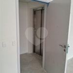 Apartamento à venda com 3 suítes em Moema, São Paulo, SP