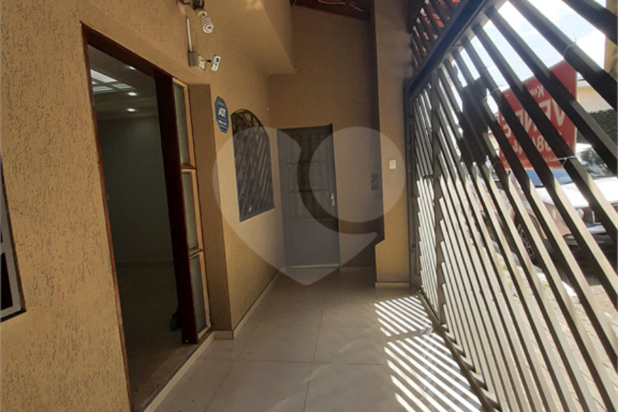 Casa Térrea à venda com 3 quartos, sendo 1 suíte, em Vila Isolina Mazzei, São Paulo, SP