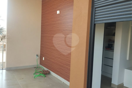Casa à venda com 3 suítes em Jardim Salto Grande, Araraquara, SP