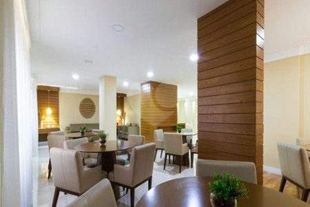 Apartamento à venda com 3 suítes em Vila Suzana, São Paulo, SP
