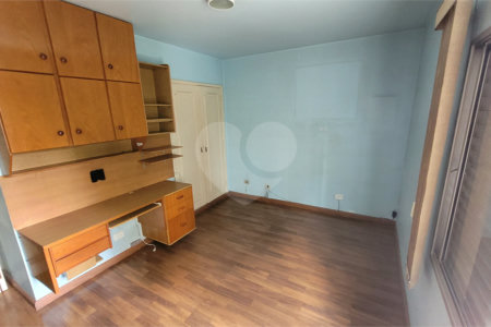 Apartamento à venda com 2 quartos, sendo 1 suíte,  em Vila Mariana, São Paulo, SP