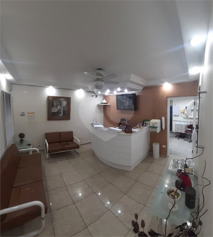 Casa para alugar com 3 quartos no condomínio Diva da Silva, São Paulo - SP