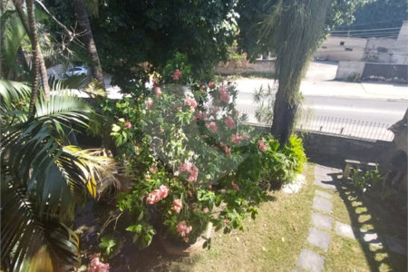 Casa à venda com 5 quartos, sendo 2 suítes, em Campo Grande, Rio de Janeiro, RJ