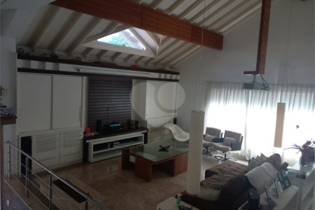 Sobrado à venda com 3 suítes em Jardim Franca, São Paulo, SP