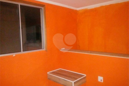 Apartamento à venda com 2 quartos em Jardim Itamarati, Poá, SP