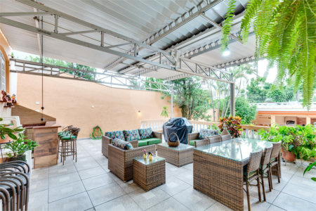 Casa à venda com 4 quartos, sendo 1 suíte, em Brooklin Paulista, São Paulo, SP