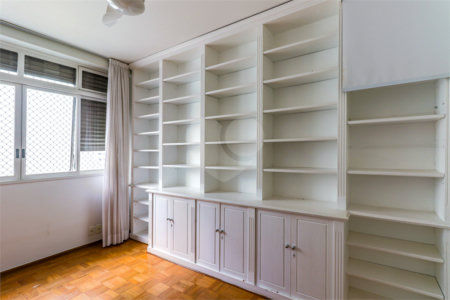 Apartamento à venda com 4 quartos, sendo 1 suíte, em Jardim Paulista, São Paulo, SP