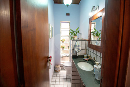 Chácara à venda com 4 quartos, sendo 2 suítes, em Vila Santa Rita, São Roque, SP
