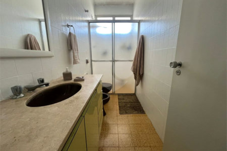 Casa à venda ou para alugar com 2 suítes em Vila Barth, Itapetininga, SP