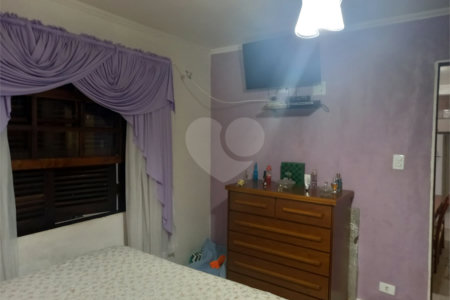 Sobrado à venda com 3 quartos em Santa Teresinha, São Paulo, SP