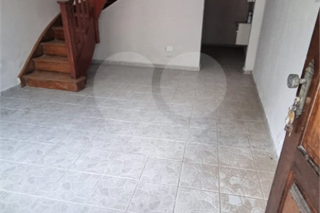 Sobrado à venda com 2 quartos em Água Fria, São Paulo, SP
