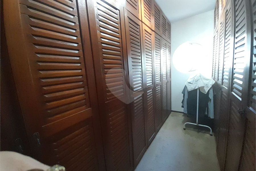 Sobrado à venda com 3 suítes em Jardim França, São Paulo, SP