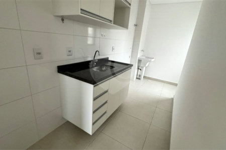 Apartamento à venda com 1 quarto em Vila Carrão, São Paulo, SP