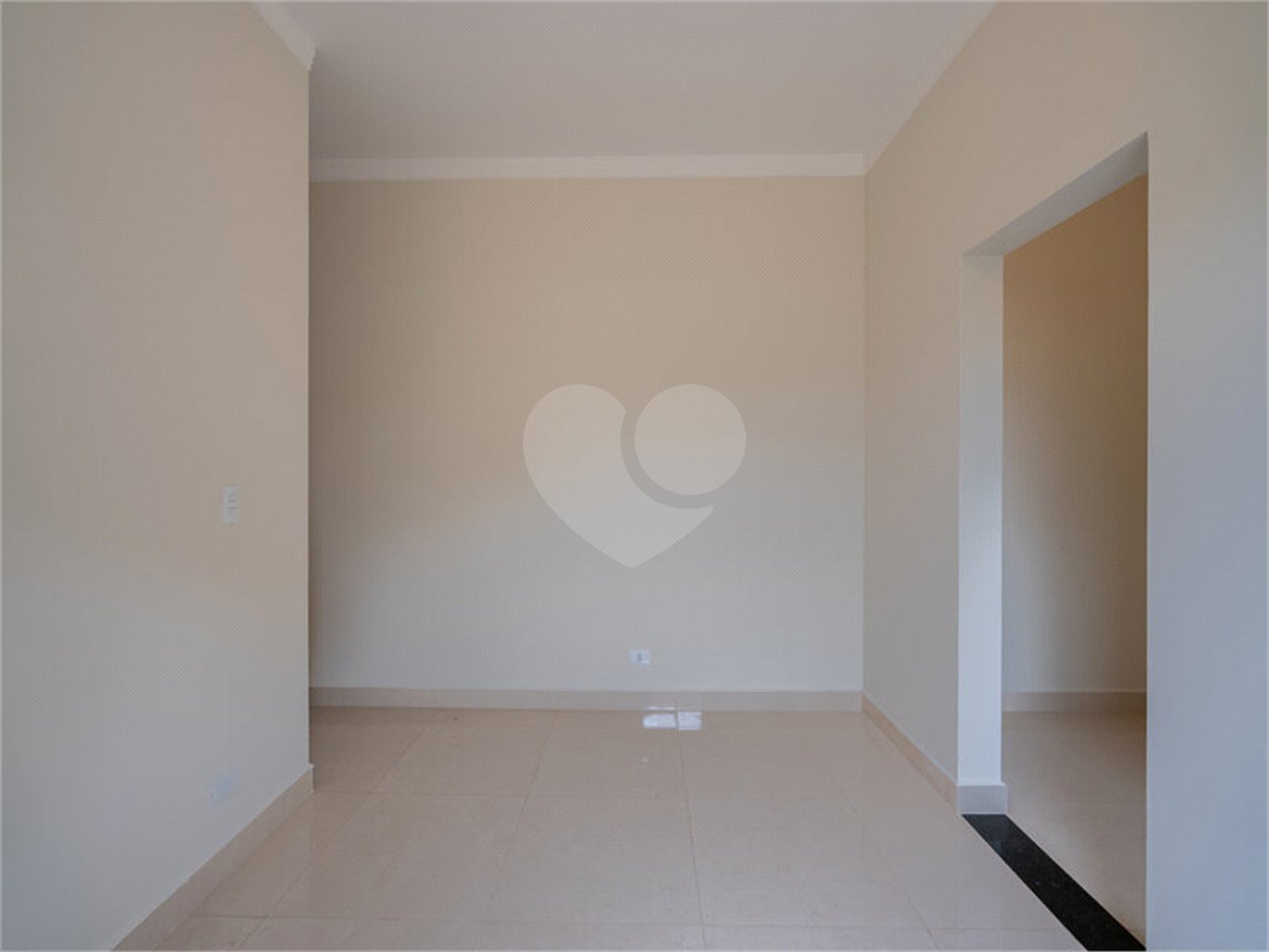 Casa à venda com 5 suítes no condomínio Lagos D´icaraí, Salto - SP