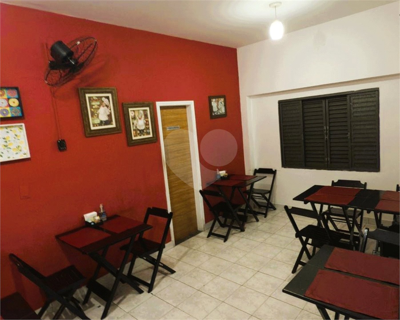 Casa à venda com 3 suítes em Vila Leão, Sorocaba, SP