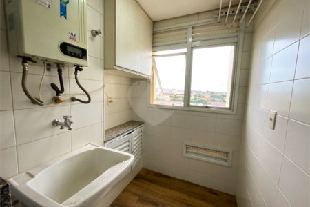 Apartamento à venda com 2 quartos no Centro, Araraquara, SP