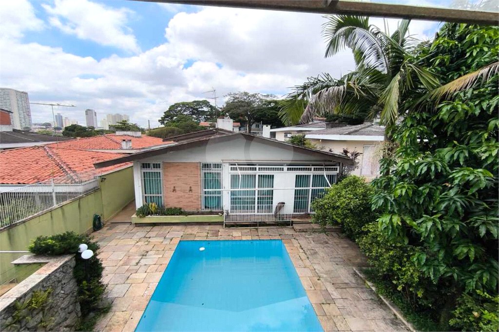 Casa à venda com 5 quartos, sendo 3 suítes,  em Brooklin Paulista, São Paulo, SP