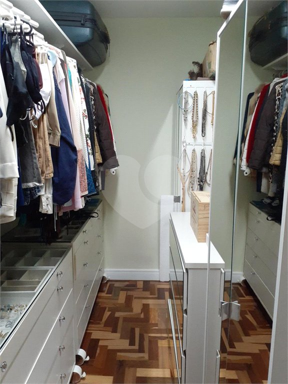 Apartamento à venda com 3 quartos, sendo 1 suíte, em Jardim Paulista, São Paulo, SP