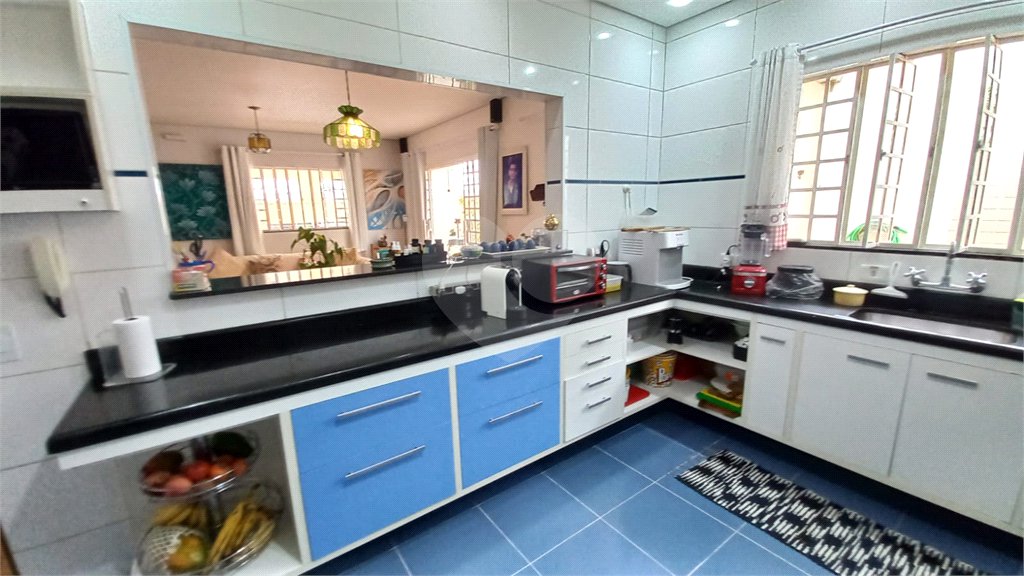 Sobrado à venda com 3 quartos, sendo 1 suíte, em Vila Gomes, São Paulo, SP
