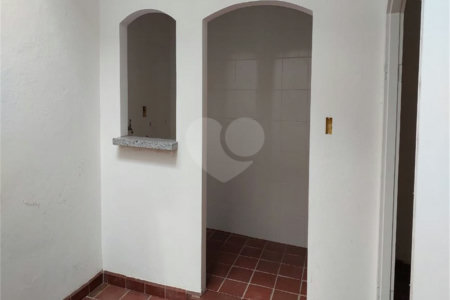 Sobrado à venda com 3 quartos, sendo 2 suítes, em Vila Paulicéia, São Paulo, SP