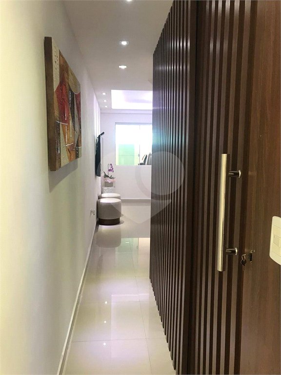 Sobrado à venda com 3 quartos, sendo 1 suíte,  em Vila Varela, Poá, SP