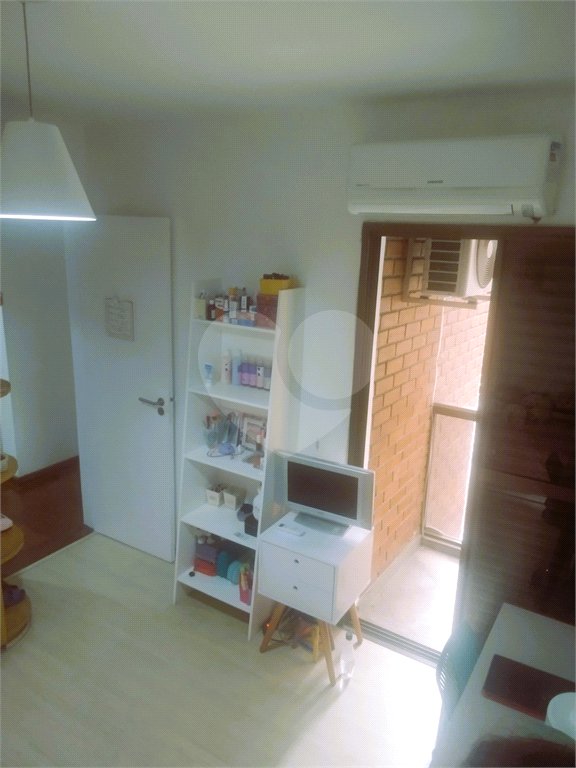 Apartamento à venda com 3 quartos, sendo 1 suíte, em Real Parque, São Paulo, SP
