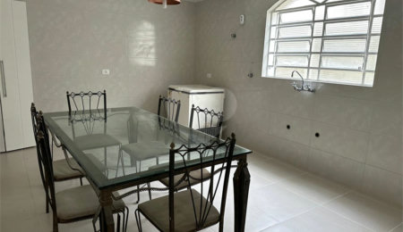 Casa à venda com 4 quartos, sendo 1 suíte,  em Jabaquara, São Paulo, SP