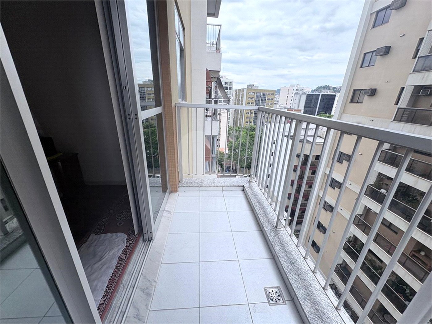 Apartamento à venda com 2 quartos, sendo 1 suíte, em Tijuca, Rio de Janeiro, RJ