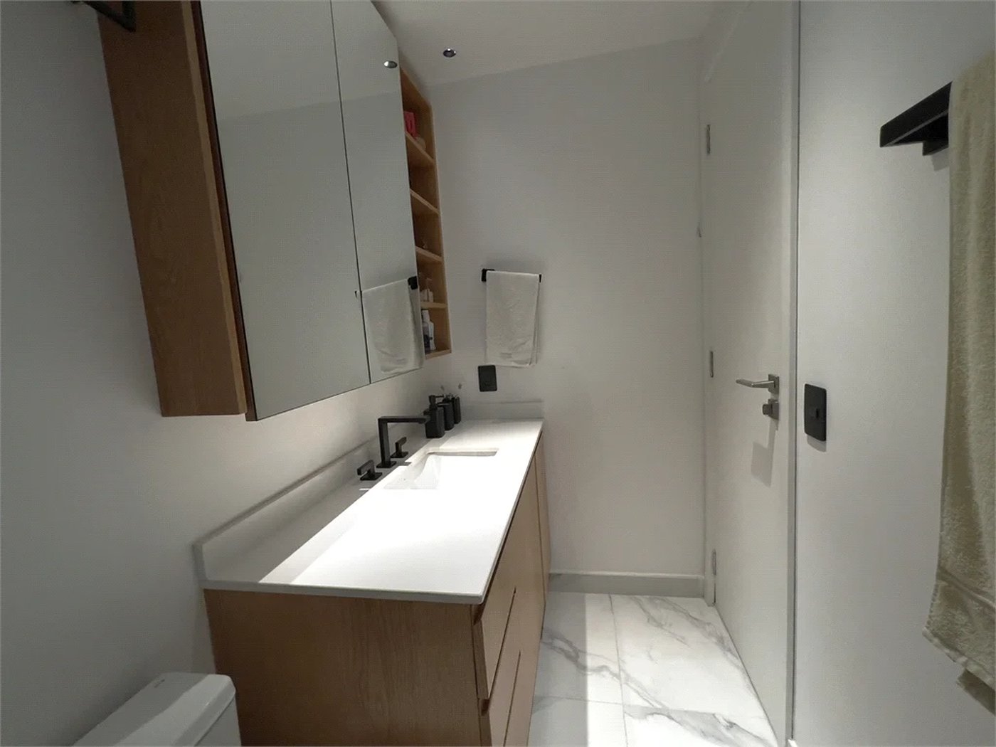Apartamento à venda com 3 quartos, sendo 1 suíte, em Sumarezinho, São Paulo, SP