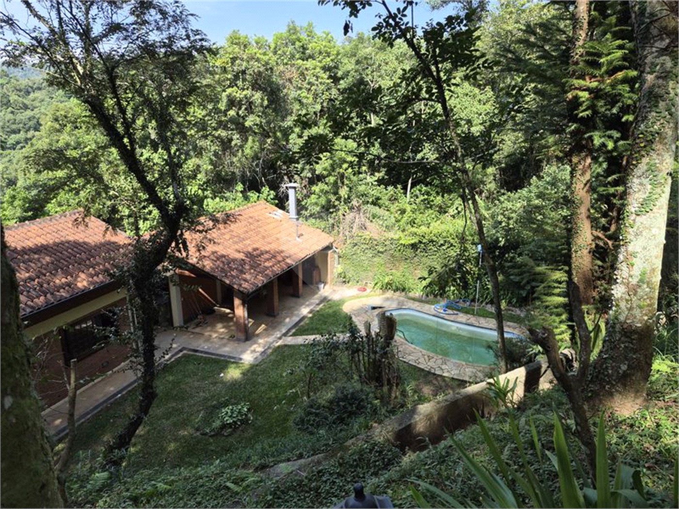 Casa à venda com 3 quartos, sendo 1 suíte,  em Serra da Cantareira, Mairiporã, SP