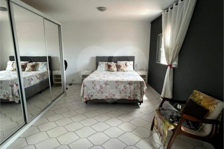 Casa à venda com 3 quartos, sendo 1 suíte, em Jardim Capão Redondo, São Paulo, SP