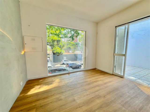 Casa à venda com 3 quartos em Campo Belo, São Paulo, SP