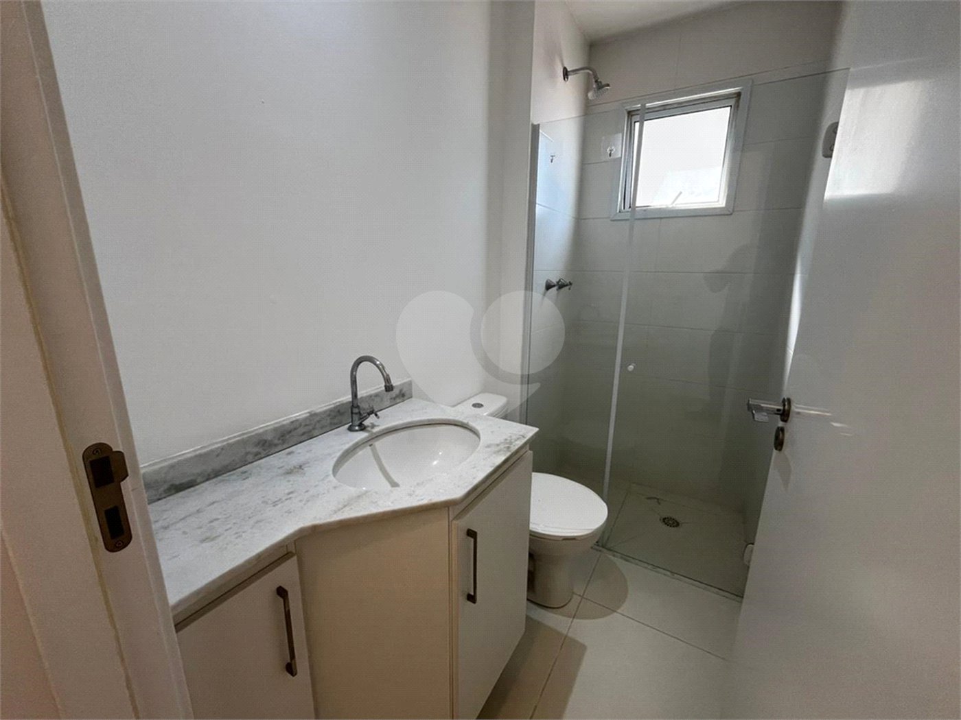 Apartamento à venda com 2 quartos, sendo 1 suíte,  em Vila Aparecida, Itapetininga, SP