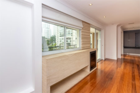 Apartamento à venda com 3 suítes em Alto da Boa Vista, São Paulo, SP