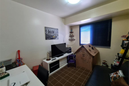 Apartamento à venda com 4 quartos, sendo 2 suítes, em Santana, São Paulo, SP