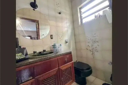 Sobrado à venda com 5 suítes em Vila Romana, São Paulo, SP