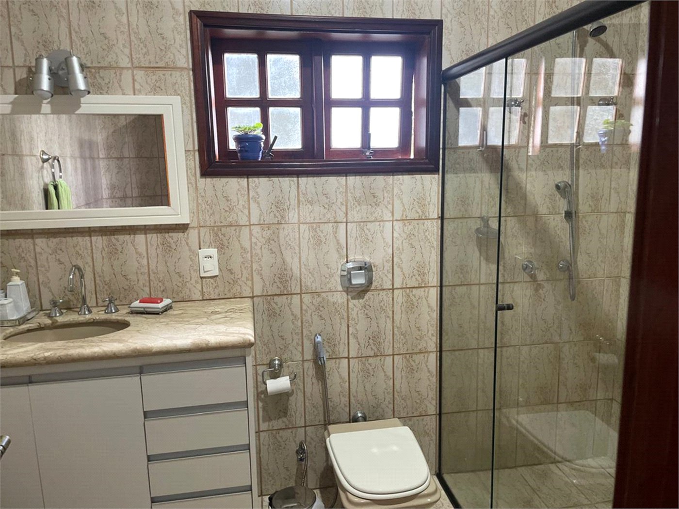 Casa à venda com 7 quartos, sendo 2 suítes, no condomínio São Joaquim, Vinhedo - SP