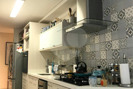 Apartamento à venda com 3 quartos, sendo 1 suíte,  em Lar São Paulo, São Paulo, SP