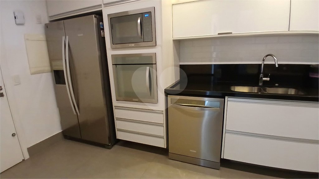 Apartamento à venda com 3 suítes em Jardim Fonte do Morumbi, São Paulo, SP