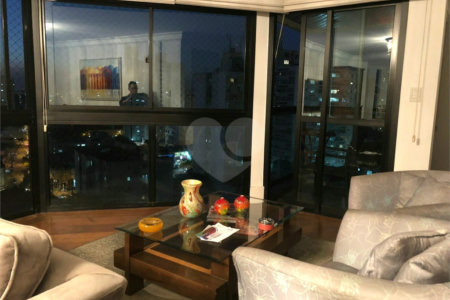 Apartamento com 162m² , 3 suítes , 3 vagas , à venda no Parque da Moóca.