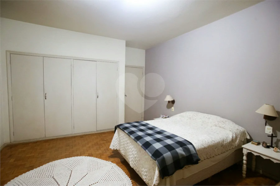 Casa à venda com excelente localização comercial