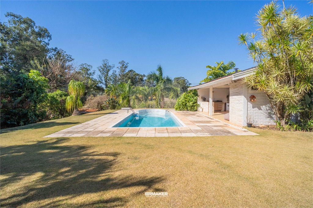 Casa à venda com 3 quartos, sendo 1 suíte,  no condomínio Vinhas da Vista Alegre - Lado Sede, Vinhedo - SP