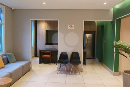 Apartamento à venda com 3 quartos, sendo 1 suíte,  em Campo Grande, São Paulo, SP