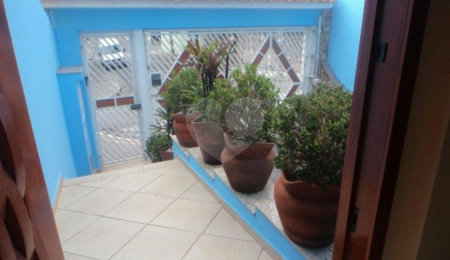 Sobrado à venda com 3 quartos, sendo 1 suíte,  em Vila Guilherme, São Paulo, SP